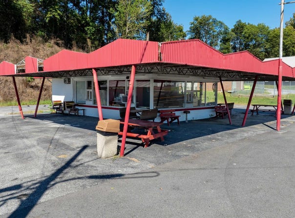 426 E Adair, Smithland, KY 42081-0000