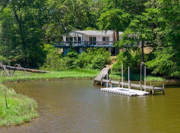 381 Dawson Lane, WHITE STONE, VA 22578