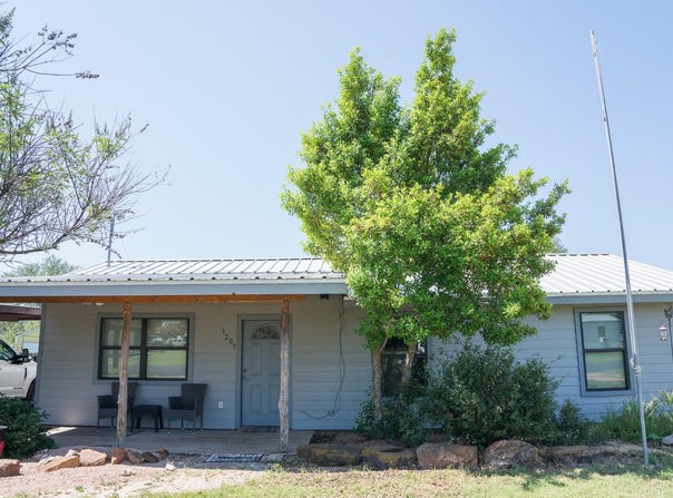 1207 Loving Street, Mason, TX 76843-0000
