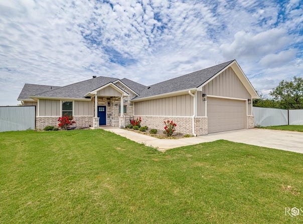 17643 McCrary, Water Valley, TX 76958
