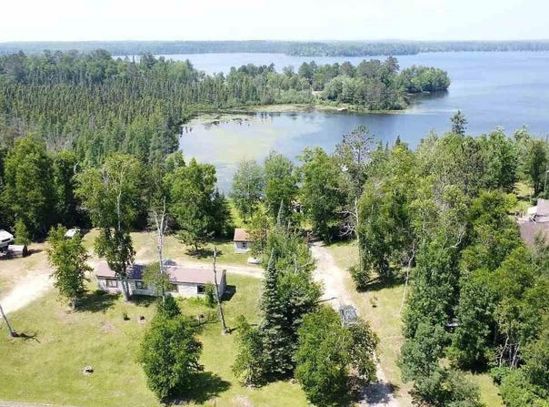 8931 Palm Road, Britt, MN 55710
