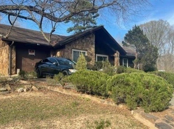 303  E 10th St, Broken Bow, OK 74728