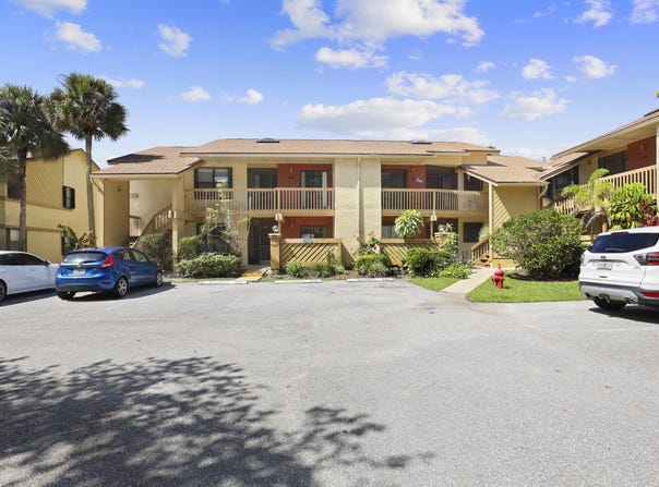 12970 Dartford Trail, Wellington, FL 33414