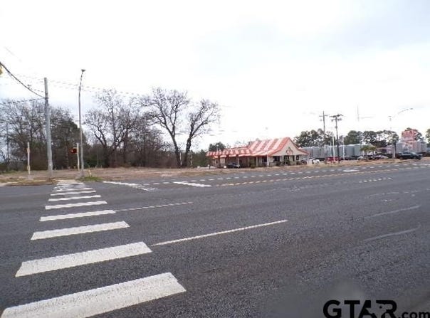 628 N US Hwy 79, Henderson, TX 75652