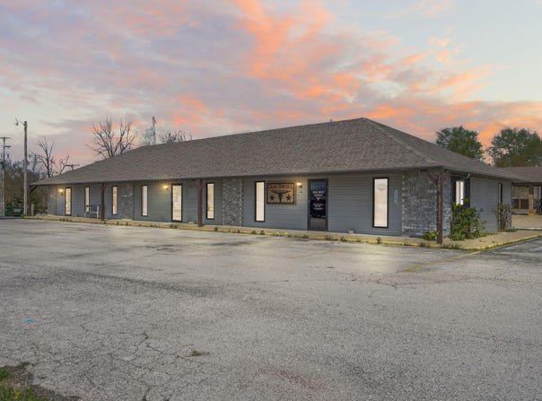 603 E Logan Street, Marionville, MO 65705