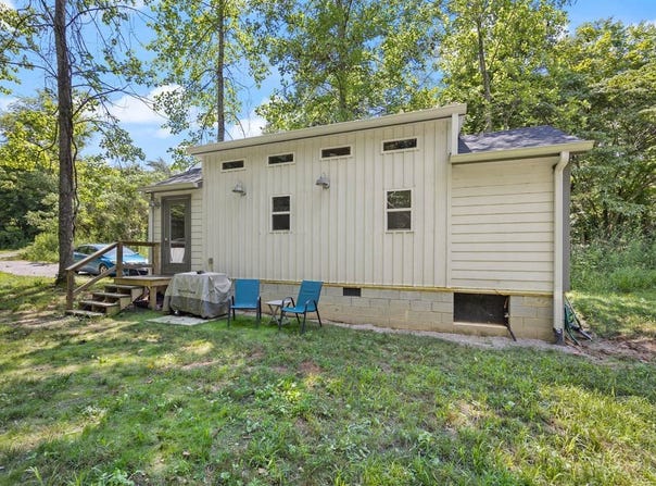 2948 Chestnut Grove Road, Columbia, KY 42728