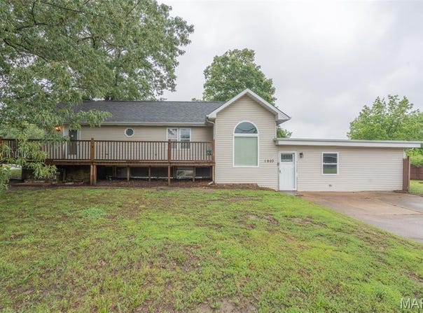 1903 Barron Road, Poplar Bluff, MO 63901