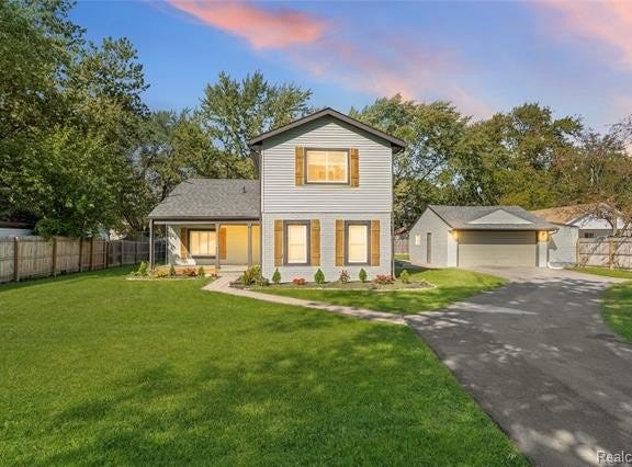 13725 Leonard Avenue, Warren, MI 48089