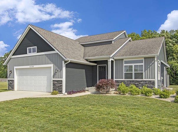 3248 Signal Point Drive, Allegan, MI 49010