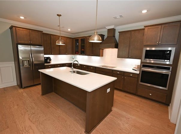 1637 JAMES BURT PARKWAY, AUBURN, AL 36830