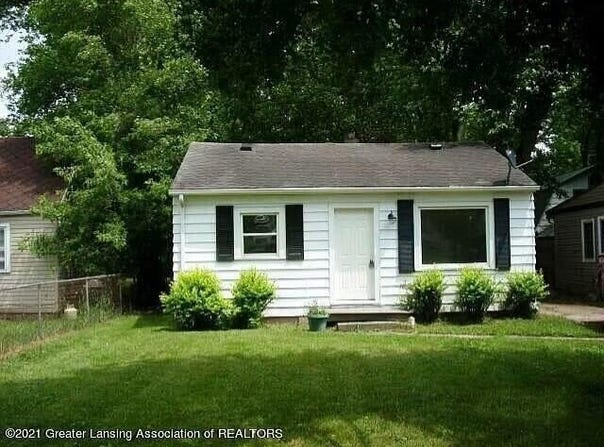4927 Starr Avenue, Lansing, MI 48910