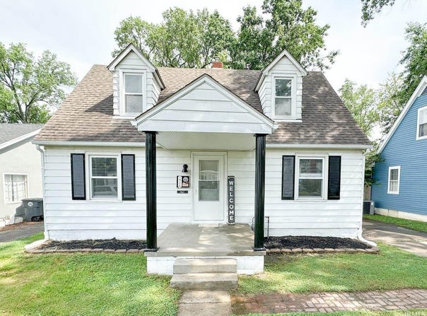 1926 E Powell Avenue, Evansville, IN 47714