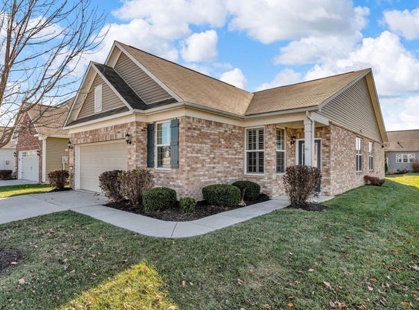 4955 Dahlia Drive, Plainfield, IN 46168