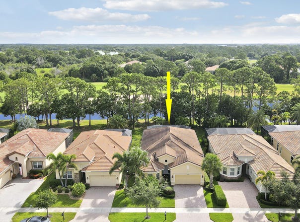 10479 SW Visconti Way, Port Saint Lucie, FL 34986