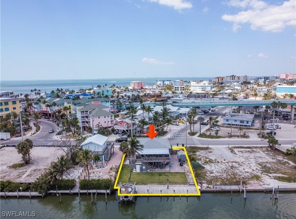340 Crescent Street, Fort Myers Beach, FL 33931