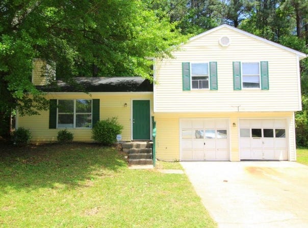 2238 SCARBROUGH Drive, Stone Mountain, GA 30088