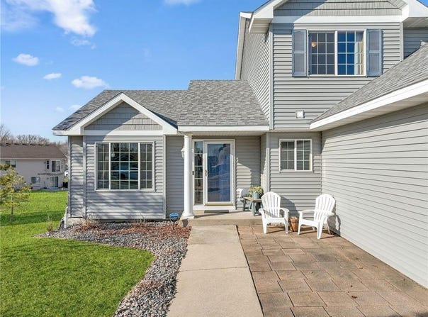 2578 Schumacher Court, Mayer, MN 55360
