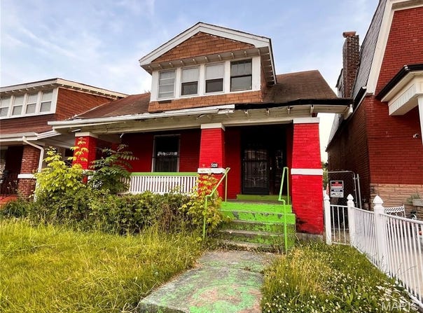 5220 Highland Avenue, St Louis, MO 63113