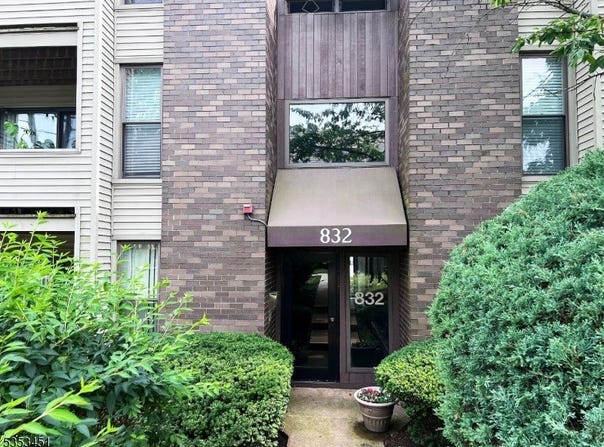 832 Main, Belleville Twp., NJ 07109-3432