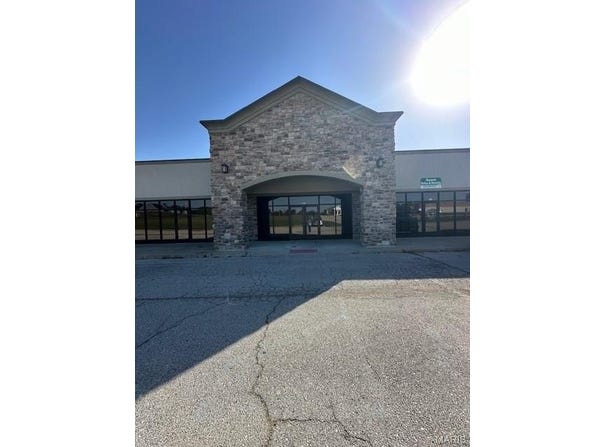 208 Immanuel Avenue, New Haven, MO 63068