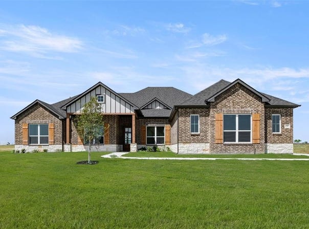 270 Maci Drive, Waxahachie, TX 75167