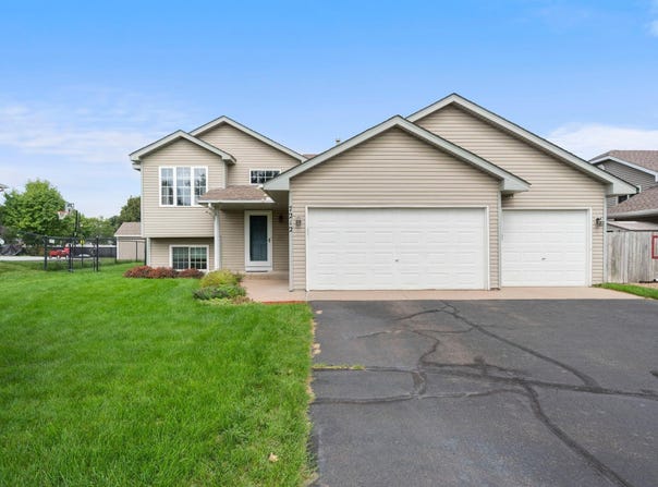 7212 96th Street S, Cottage Grove, MN 55016