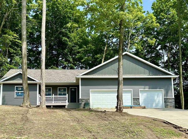 1004 Birmley Estates Drive, Traverse City, MI 49696