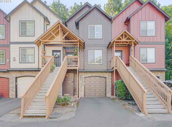 812 NW 5TH CIR, Camas, WA 98607