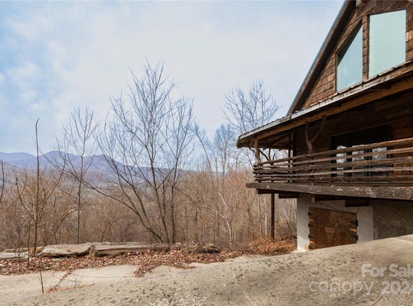 298 S Turkey Creek Road, Leicester, NC 28748