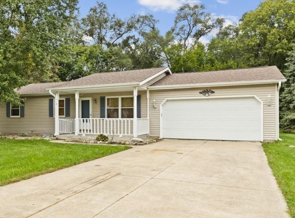 58915 Runway Road, Elkhart, IN 46516
