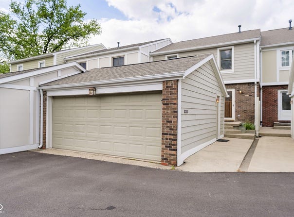 162 Carmelaire Drive, Carmel, IN 46032
