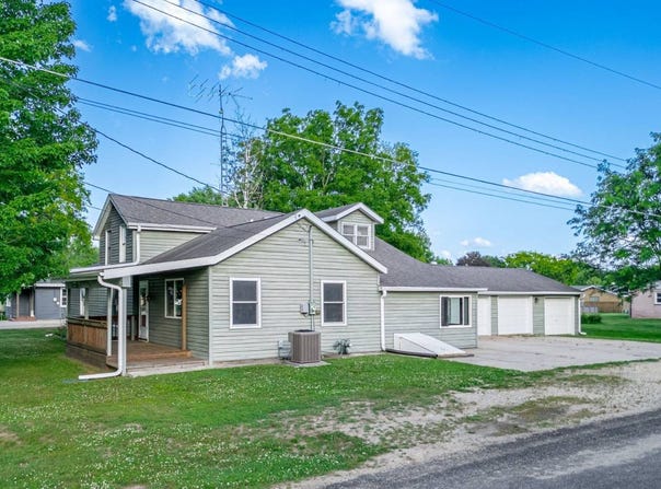 401 E South Street, Durand, IL 61024