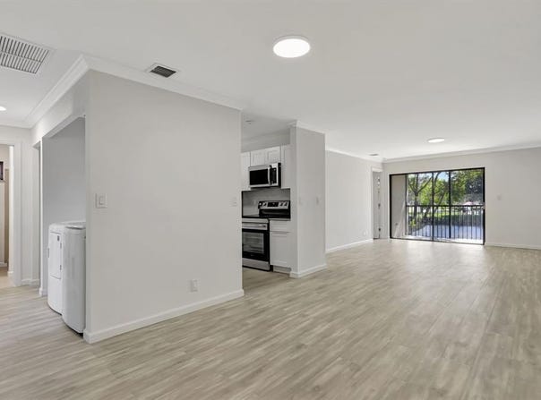9595 SW 1st Ct, Coral Springs, FL 33071