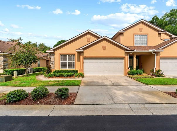3512 GRAND MAGNOLIA Place, VALRICO, FL 33596