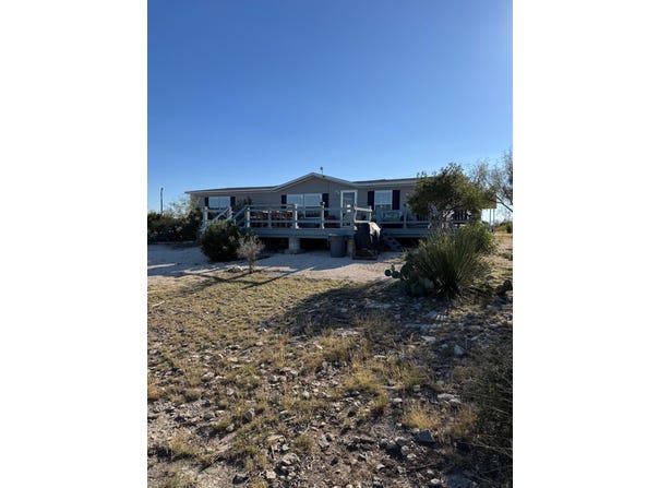 1284 Cholla, Comstock, TX 78837