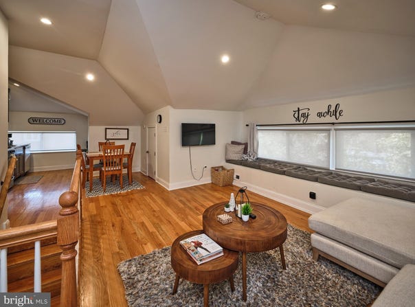 900-906 GREENWOOD AVENUE, JENKINTOWN, PA 19046