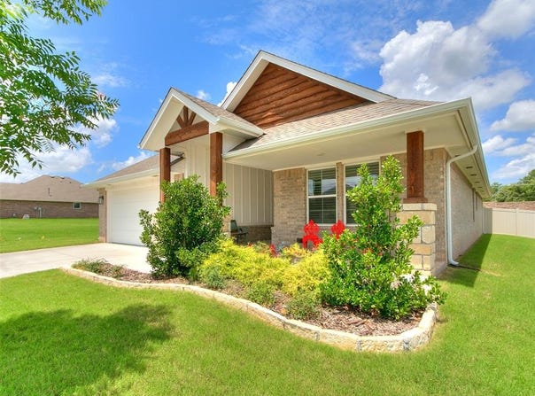 2047 Turtle Creek Way, Norman, OK 73071