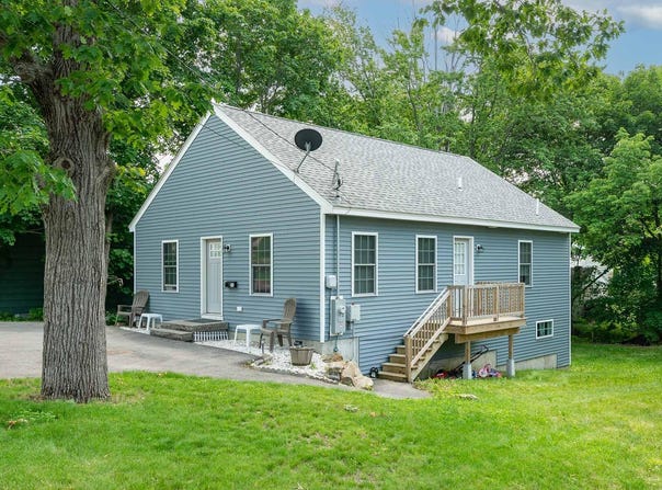 21 Bateman Street, Sanford, ME 04073