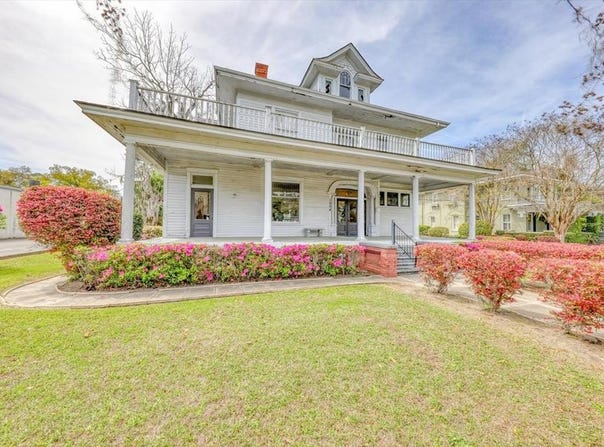1004 N Patterson St, Valdosta, GA 31601
