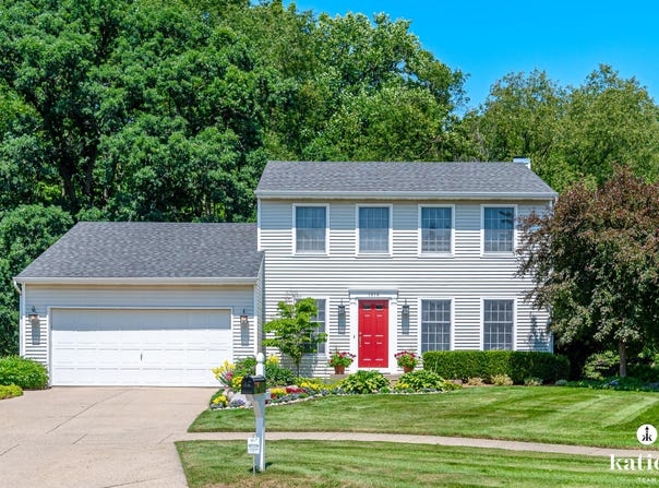 1618 Blue Grass Court SE, Grand Rapids, MI 49546