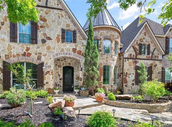 1374 Deer Lake Drive, Frisco, TX 75036