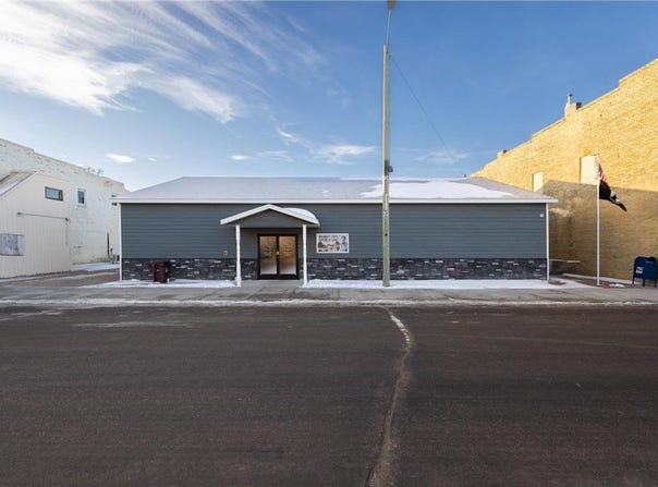 317 Studdart Avenue, Graceville, MN 56240