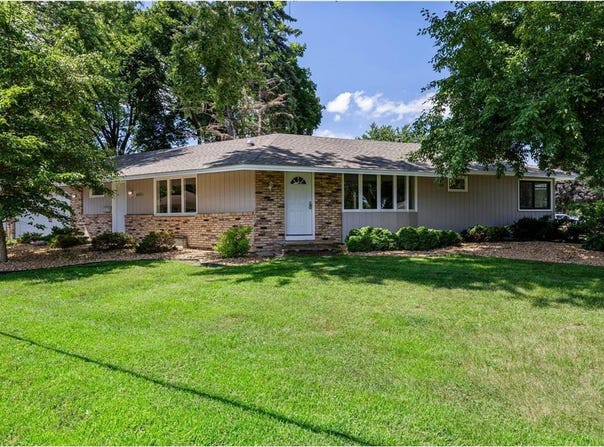 4801 Louisiana Avenue N, Crystal, MN 55428