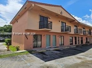 7985 NW 7th st, Miami, FL 33126
