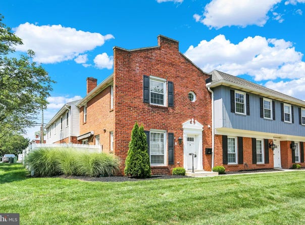 459 W CARACAS AVENUE, HERSHEY, PA 17033