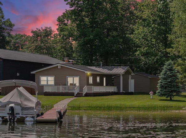 7389 W White Birch Avenue, Lake City, MI 49651