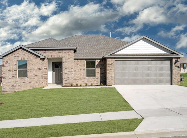 34 Wolfsbridge Loop, Cabot, AR 72023