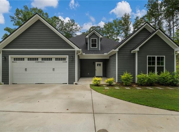 88 Lee Road 2213, Salem, AL 36874