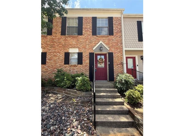 66 Abbey Road, Euless, TX 76039