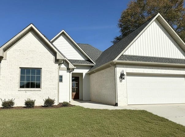 108 Farmhouse Lane, Saltillo, MS 38866